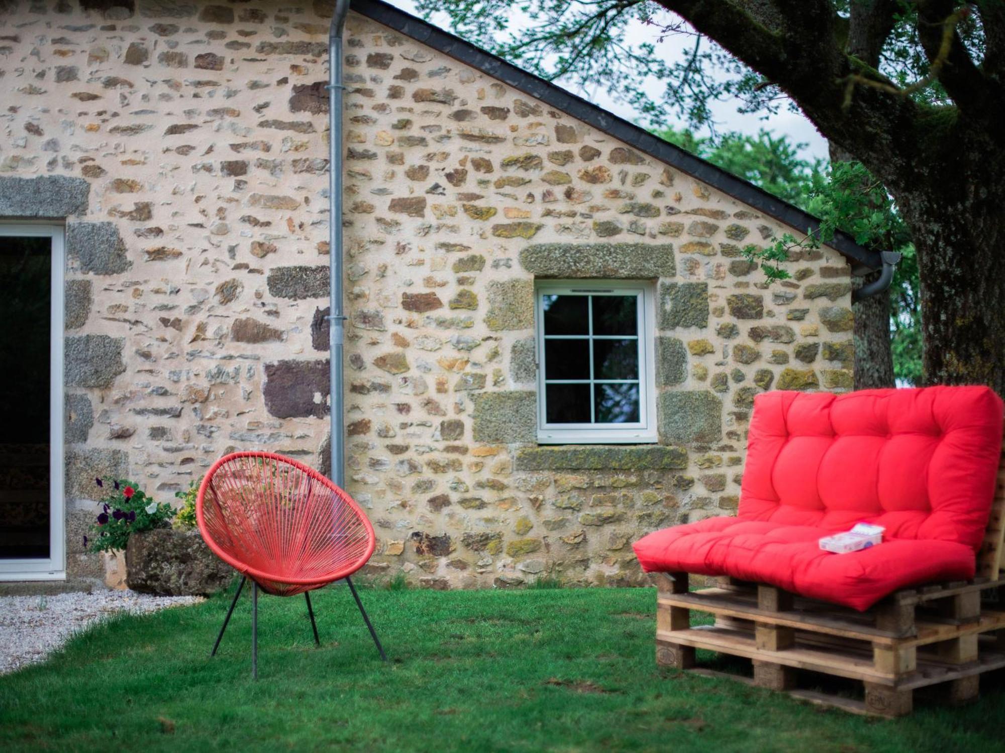 Gite De Charme Renove Avec Cheminee, Terrasse Et Proche Randonnees - Capacite 13 Pers. - Fr-1-410-179 Saint-Léonard-des-Bois Eksteriør bilde